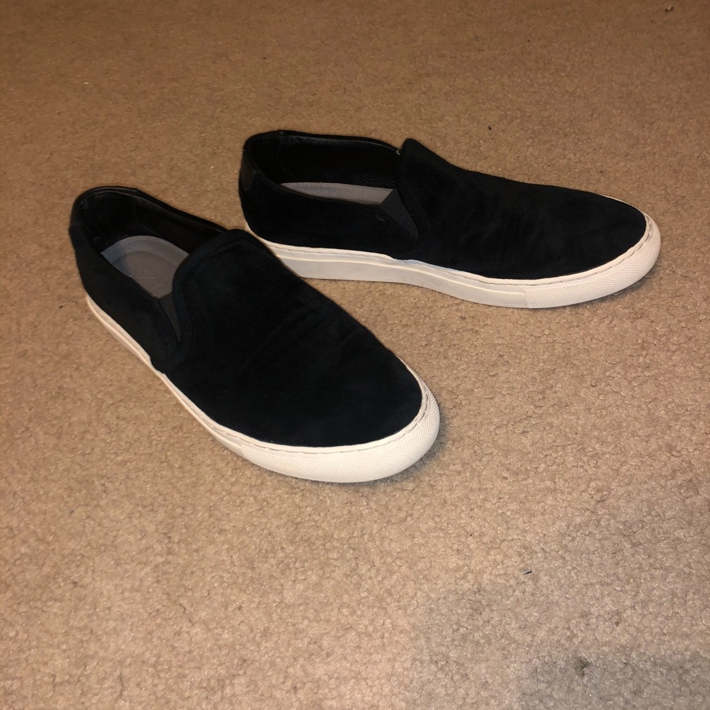 Sketchers Air-Cooled memory foam Women’s Velveteen